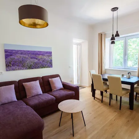 Franckina Hisa Lägenhet *