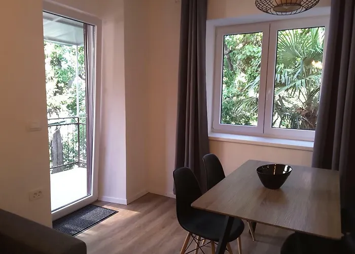 Franckina Hisa Appartement